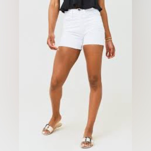 EUC FRAME
Women's High Rise Vintage Short. Size 26 - Picture 1 of 7